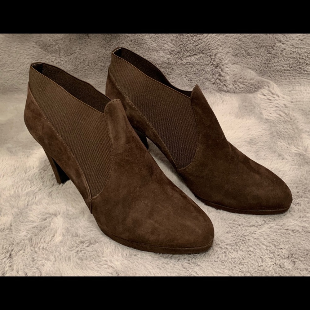 Vaneli Suede Shootie